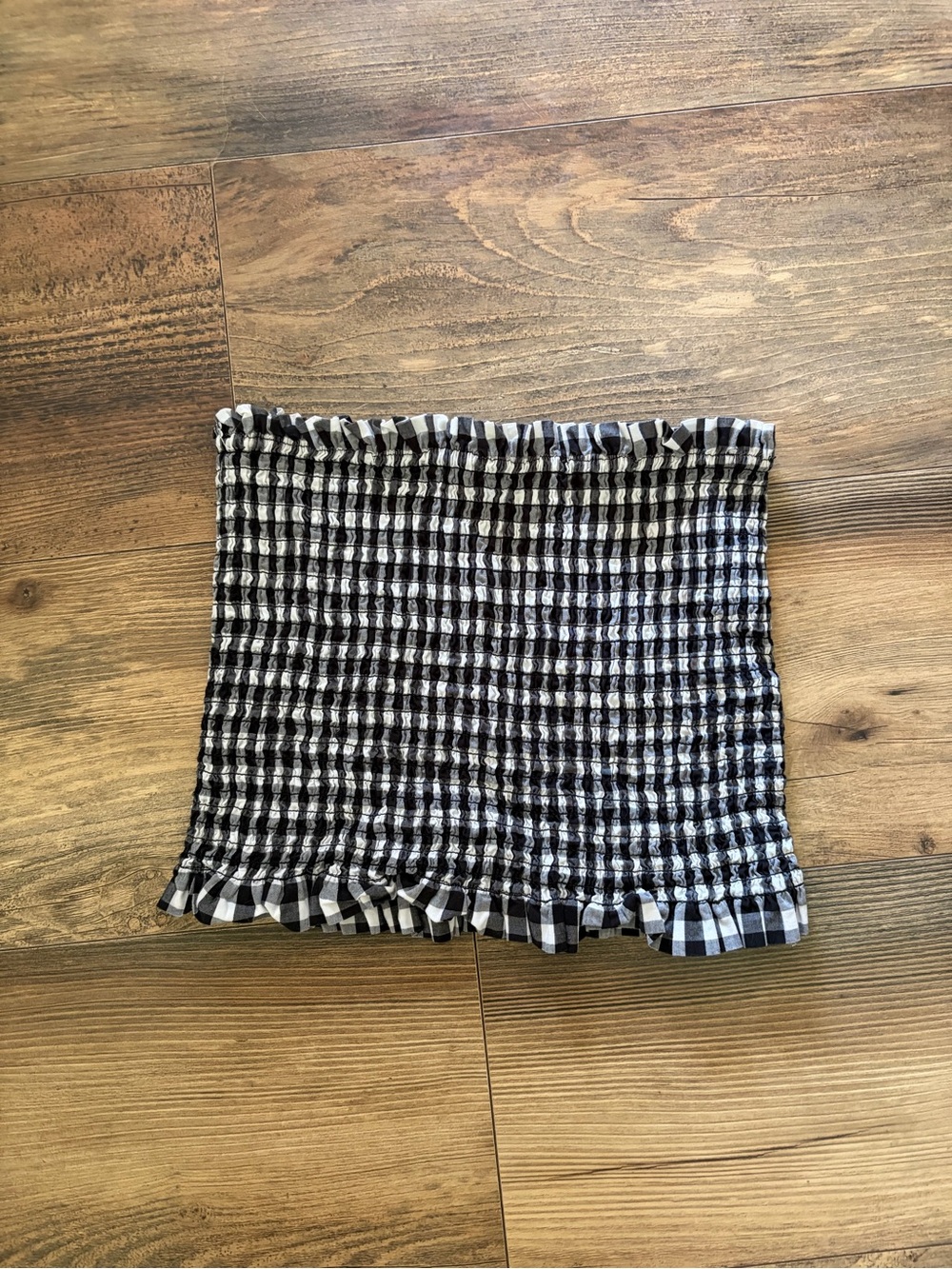 Heart Hips Black & White Gingham Smocked Tube Top
